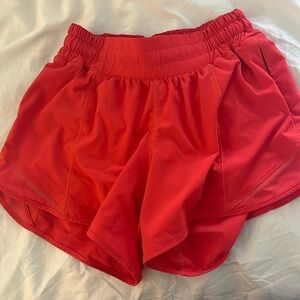 Lululemon Hotty Hot shorts